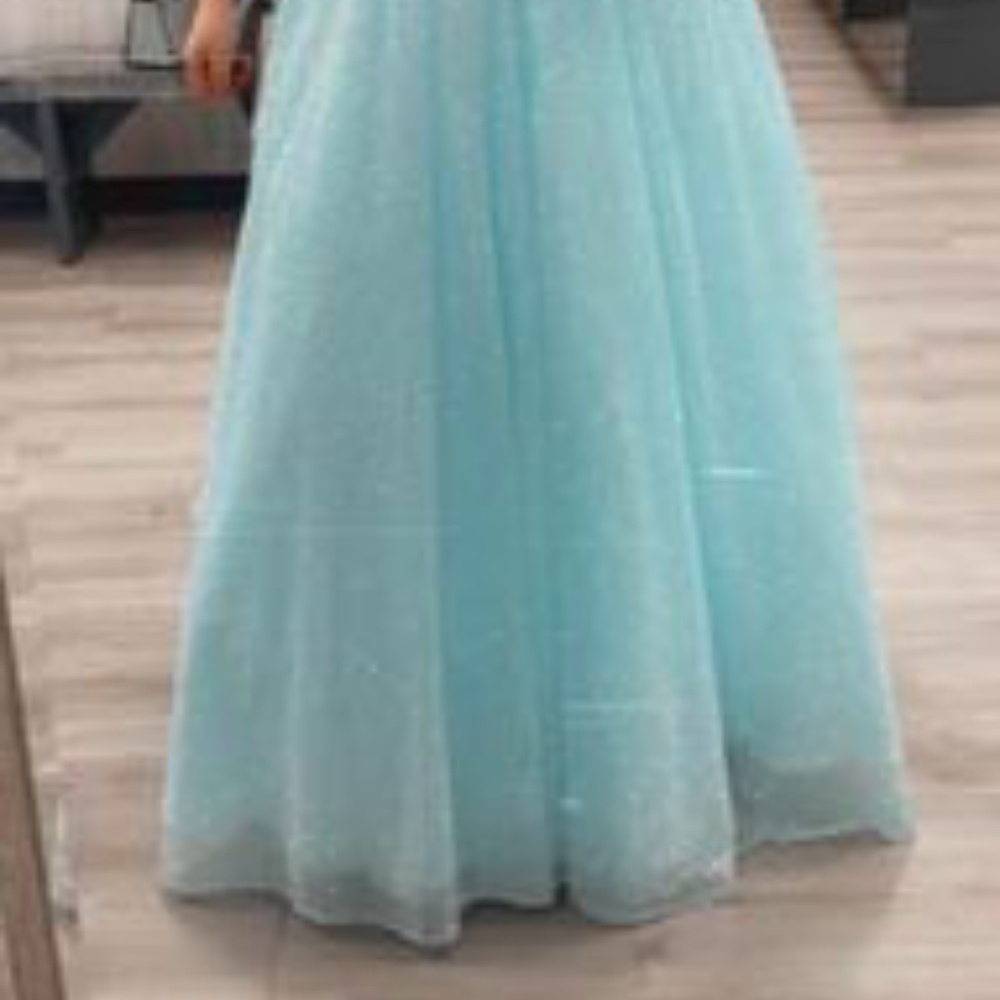 Prom dress - Picture 8 of 8